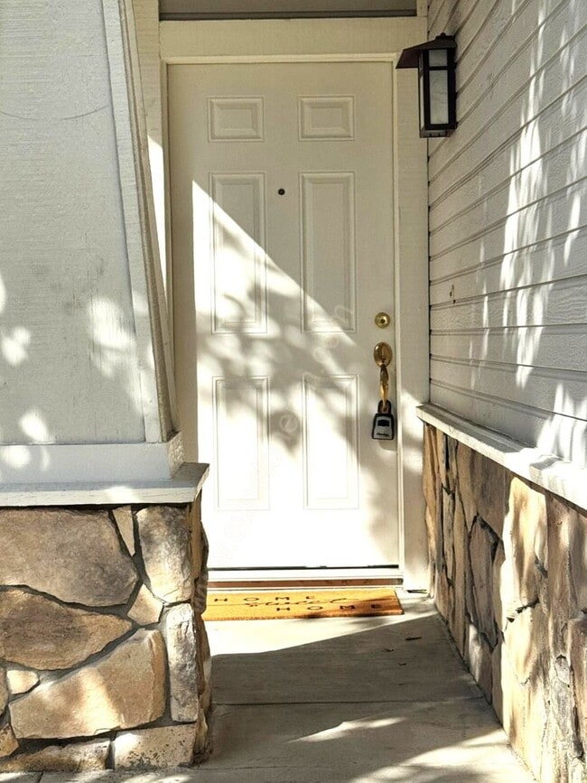 135 Citrus Ranch Rd in San Dimas, CA - Building Photo - Building Photo