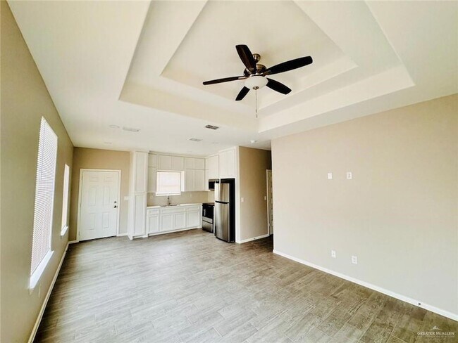 740 N Alamo Rd, Unit 6 in Edinburg, TX - Building Photo - Building Photo