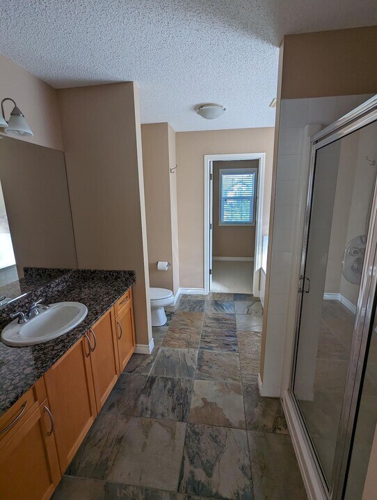 163 Tuscany Vista Rd NW in Calgary, AB - Building Photo