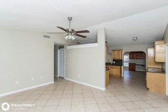 565 Wildwood Ave SW in Palm Bay, FL - Building Photo - Building Photo