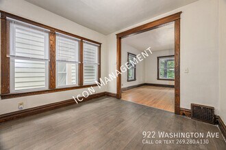 922 Washington Ave in Kalamazoo, MI - Building Photo - Building Photo