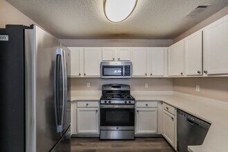 11772 Registry Blvd in Hampton, GA - Building Photo - Building Photo