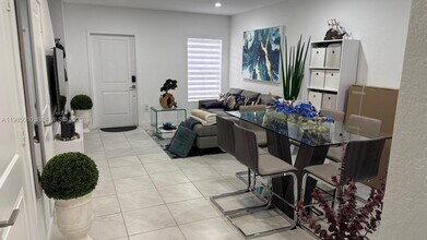 440 NE 4th Terrace in Florida City, FL - Building Photo - Building Photo