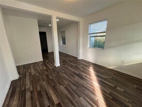 1222 SE 10th St in Gainesville, FL - Building Photo - Building Photo