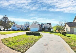 4508 Doves Nest Ct in Matthews, NC - Building Photo - Building Photo