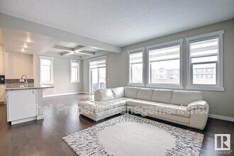 1331-1158 158 St SW in Edmonton, AB - Building Photo - Building Photo