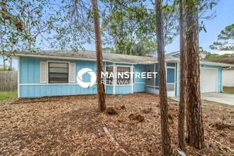 1325 Helvenston St NW in Palm Bay, FL - Building Photo - Building Photo