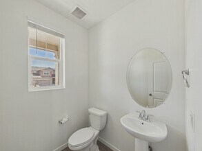 24485 E Atlantic Dr in Aurora, CO - Building Photo - Building Photo