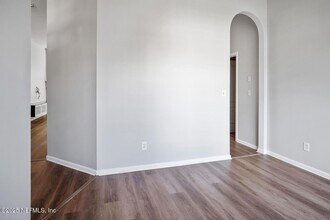 8936 Deer Berry Ct in Jacksonville, FL - Building Photo - Building Photo