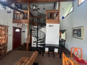 3935 Meridian Dr in Houston, TX - Building Photo - Building Photo