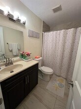 11229 SW 88th St in Miami, FL - Building Photo - Building Photo