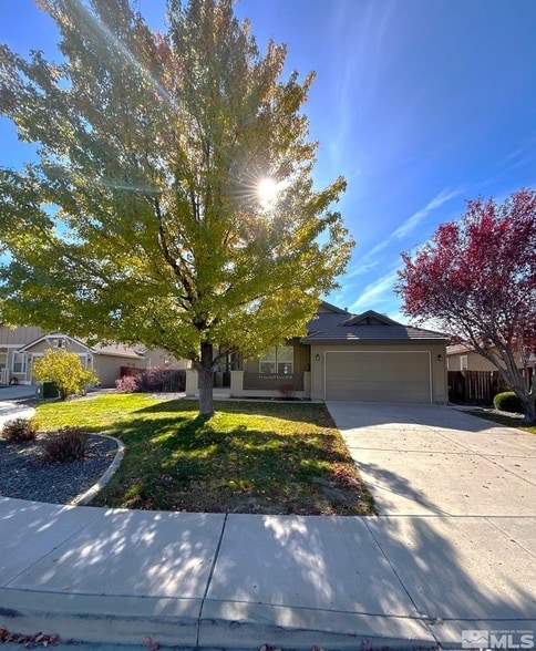 939 Turnberry Dr in Sparks, NV - Building Photo - Building Photo