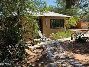 2608 E Pinchot Ave in Phoenix, AZ - Building Photo - Building Photo