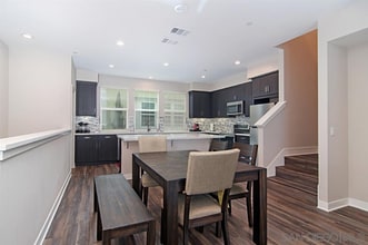 709 Anchor Ct in Chula Vista, CA - Foto de edificio - Building Photo