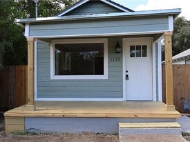 1133 Hibiscus St in Corpus Christi, TX - Building Photo