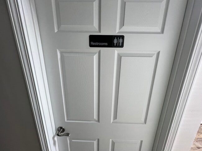 8617 S Ashland Ave in Chicago, IL - Building Photo - Building Photo