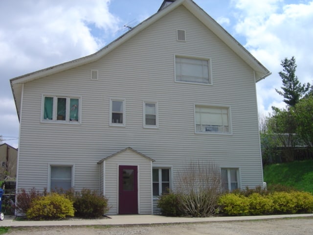 232 N Lake St SE, Unit 1