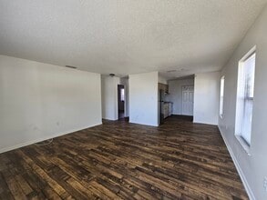 1436 E Main St, Unit 1438 in Lakeland, FL - Building Photo - Building Photo