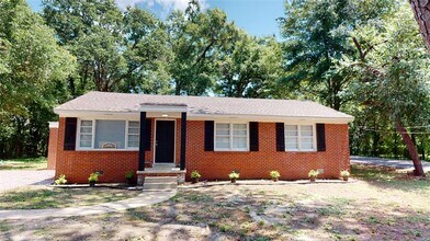 3210 Wade St in Millbrook, AL - Building Photo - Building Photo