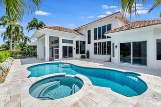 6645 Grande Orchid Way in Delray Beach, FL - Building Photo - Building Photo