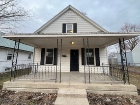 1353 E Dayton St in South Bend, IN - Building Photo