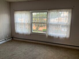 814 Green Ridge St in Scranton, PA - Building Photo