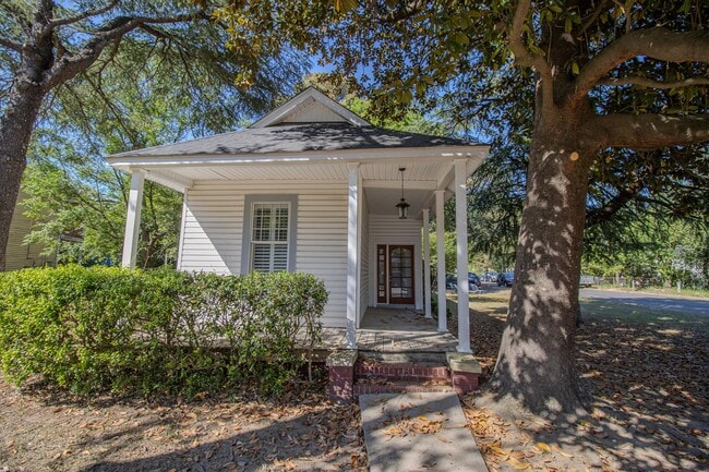 property at 1326 Dover St