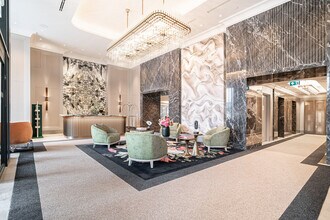 259 The Kingsway in Toronto, ON - Building Photo - Building Photo