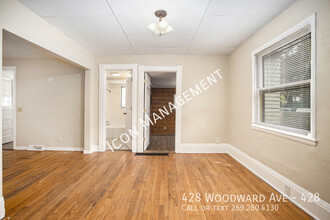 428 Woodward Ave in Kalamazoo, MI - Building Photo - Building Photo