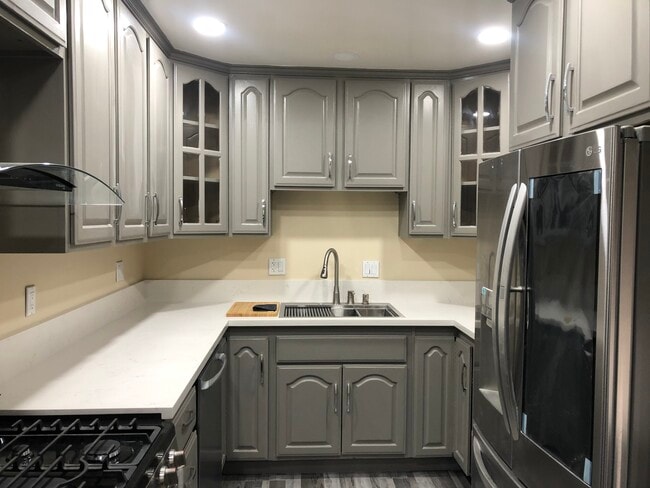 property at 1809 Michigan Ave