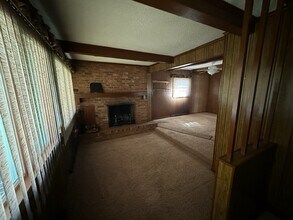 1704 Pichard St in Greensboro, NC - Foto de edificio - Building Photo