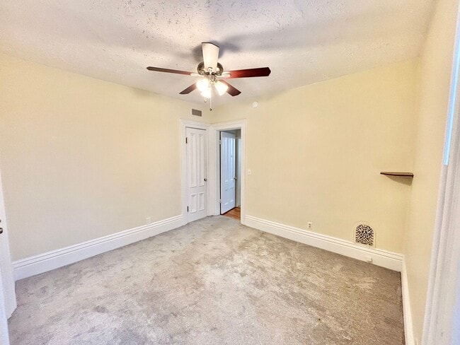 40 Hubbell Park in Rochester, NY - Building Photo - Building Photo