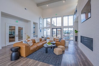 Birchway Quarry Falls in Fort Worth, TX - Foto de edificio - Lobby