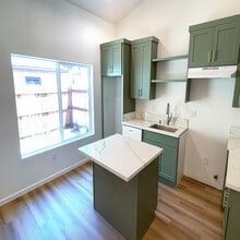 8045 Norwich Ave in Panorama City, CA - Building Photo - Building Photo