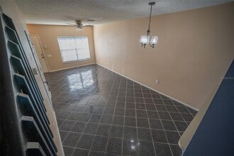 1250 Redondo Way in Zephyrhills, FL - Building Photo - Building Photo