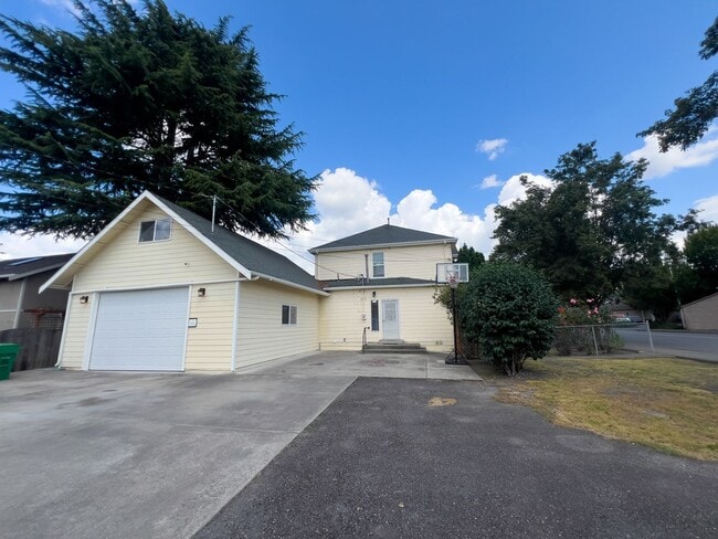 property at 341 Smithers Ave S