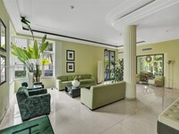 2421 Lake Pancoast Dr, Unit 8A in Miami Beach, FL - Building Photo - Building Photo