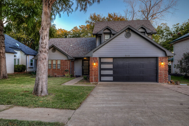 8618 Columbia Dr in Rowlett, TX - Building Photo - Building Photo