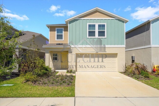 property at 12937 Camarillo Pl