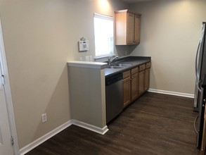 354 Winchester Dr in Pooler, GA - Building Photo - Building Photo