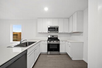 22675 Downy Hawthorn Dr in New Caney, TX - Building Photo - Building Photo