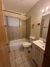 6335 S Normal Blvd in Chicago, IL - Building Photo - Building Photo