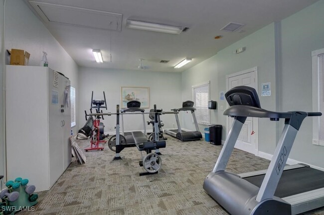 property at 280 Robin Hood Cir