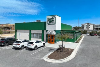 Jovie Belterra (new) in Austin, TX - Foto de edificio - Building Photo