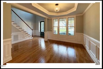 8025 Debenham Dr in Wake Forest, NC - Foto de edificio - Building Photo