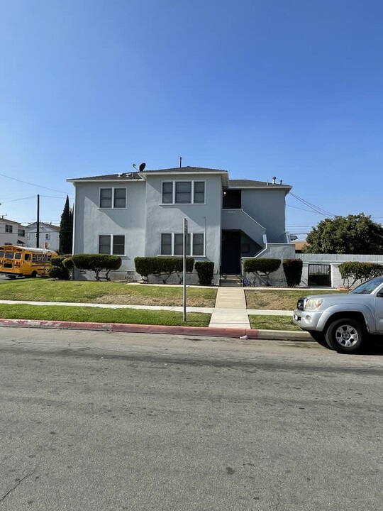 10045 S Wilton Plz, Unit Top Unit in Los Angeles, CA - Foto de edificio