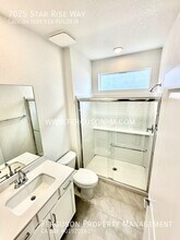 7025 Star Rise Wy in Roseville, CA - Building Photo - Building Photo