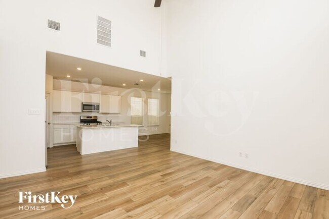 2512 Northcote Dr in Fort Worth, TX - Building Photo - Building Photo