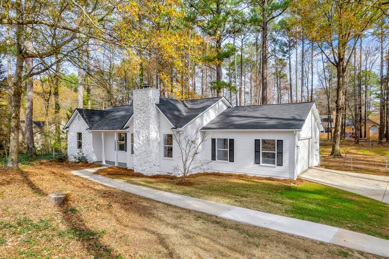 370 Peach Dr in Mcdonough, GA - Building Photo