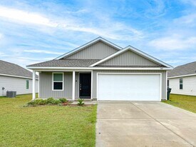 4631 Carlstrom Ln in Pensacola, FL - Building Photo